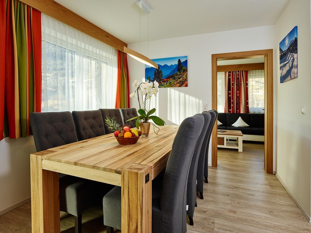 Ferienhaus Patrick Apartment Сьолден Стая снимка